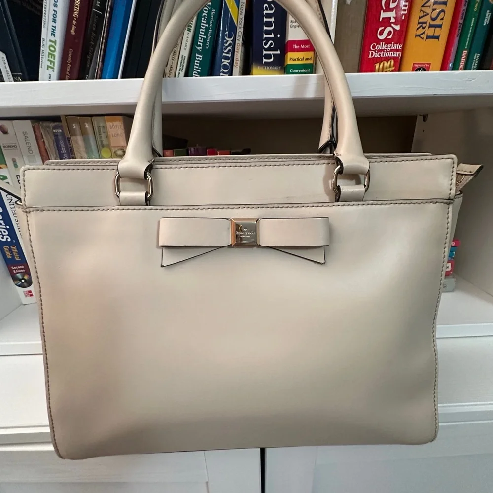 Kate Spade Classic Bow-Accent Women's Tote Bag in Cream
